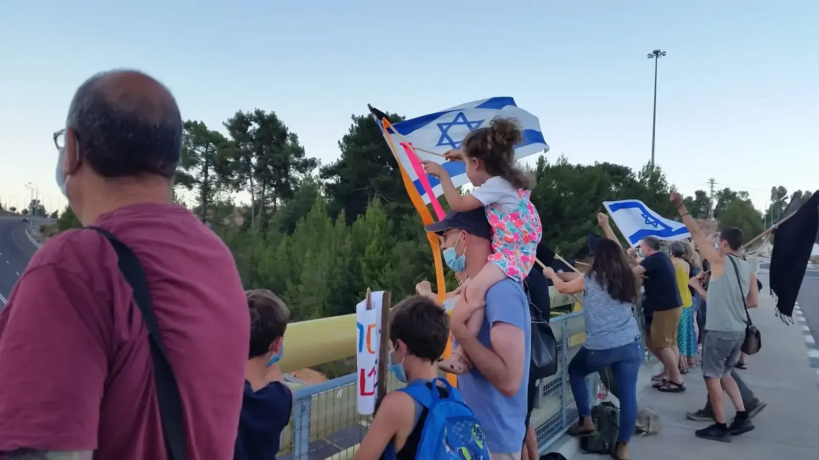 רוחמה וולף בגשר חידו שבמחלף אליפלט בגליל העליון, 25 ביולי 2020 רוחמה וולף בגשר חידו שבמחלף אליפלט בגליל העליון, 25 ביולי 2020
