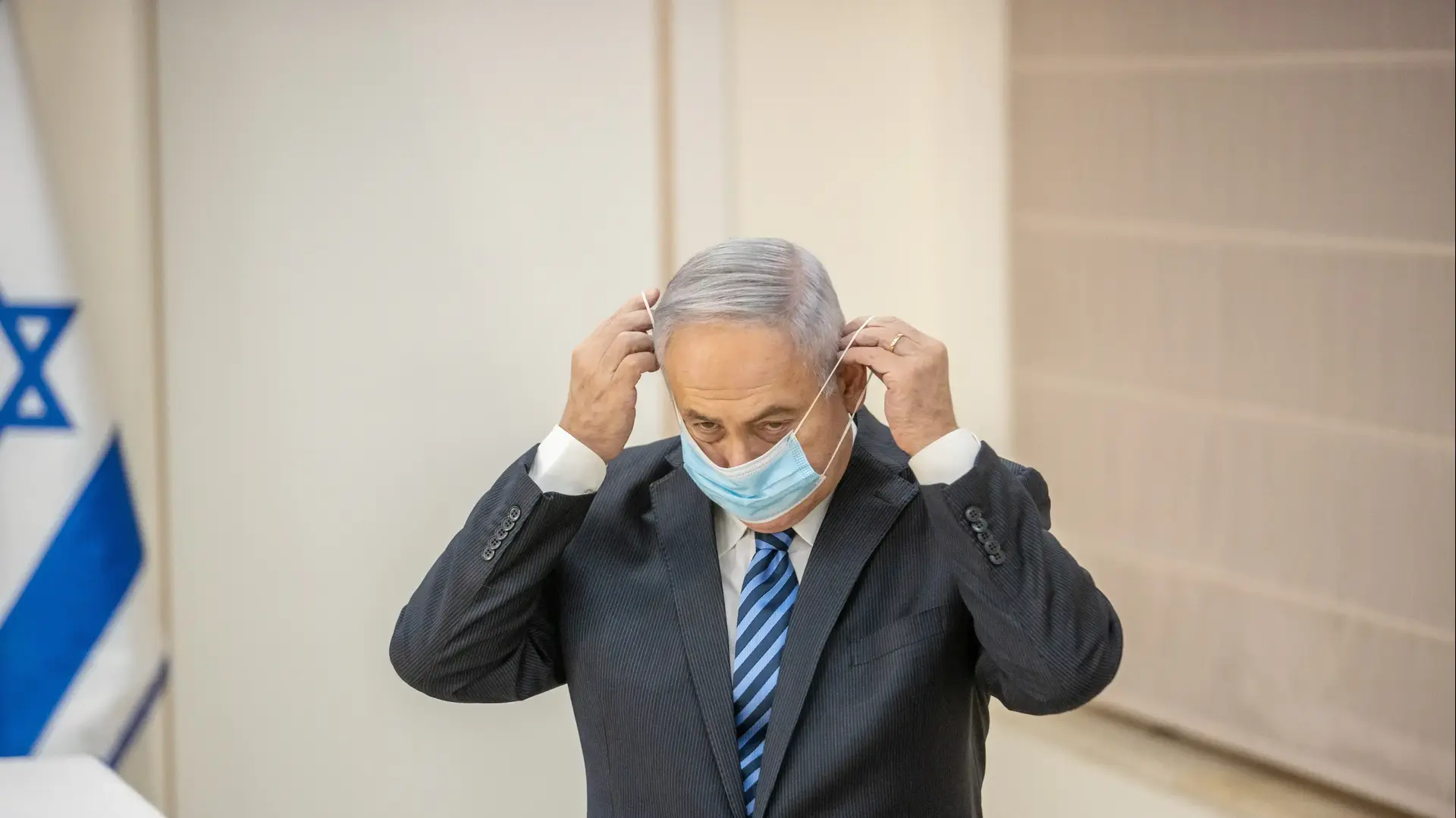 ראש הממשלה בנימין נתניהו בהצהרה לתקשורת, בקריה בתל אביב, 27 ביולי 2020 ראש הממשלה בנימין נתניהו בהצהרה לתקשורת, בקריה בתל אביב, 27 ביולי 2020
