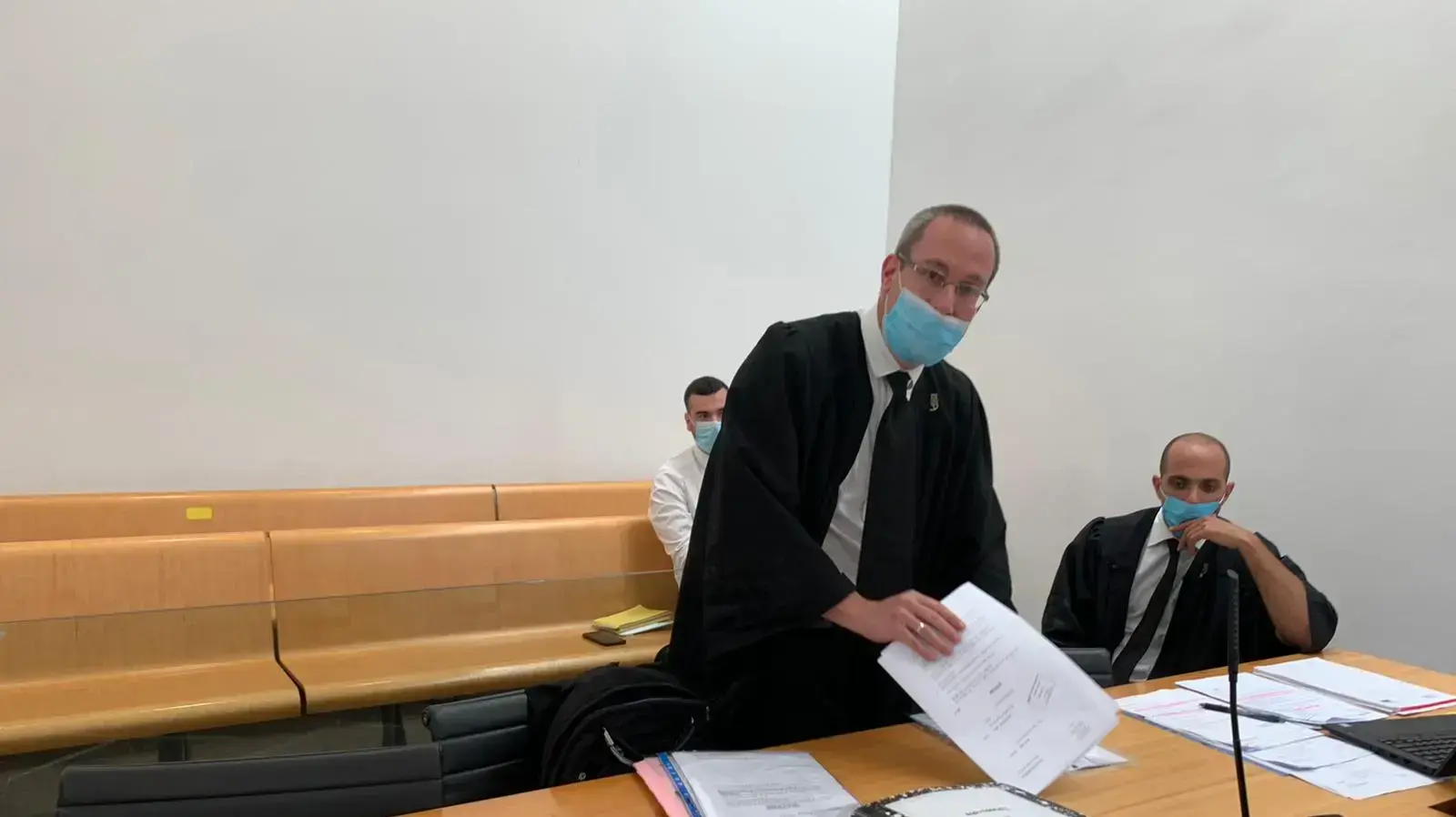 התובע עו"ד בני פסקל, בהגשת כתב האישום נגד החשוד בביצוע הרצח הכפל בדליית אל כרמל התובע עו"ד בני פסקל, בהגשת כתב האישום נגד החשוד בביצוע הרצח הכפל בדליית אל כרמל