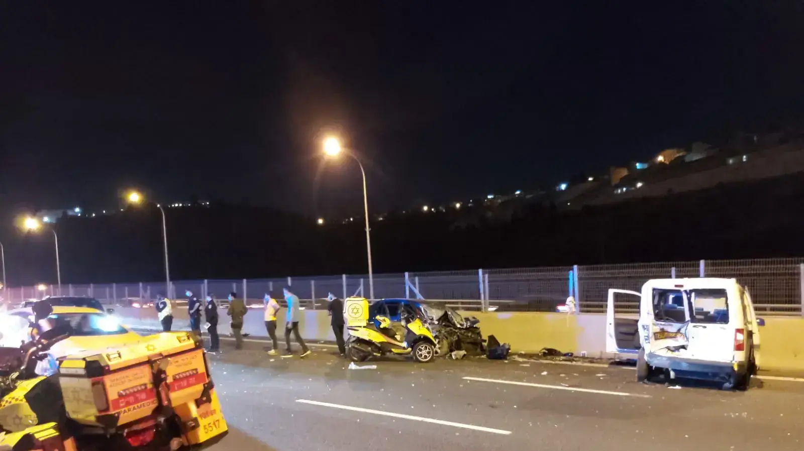 שני פצועים קשה בתאונה בכביש 1, 2 באוגוסט 2020. שני פצועים קשה בתאונה בכביש 1, 2 באוגוסט 2020.