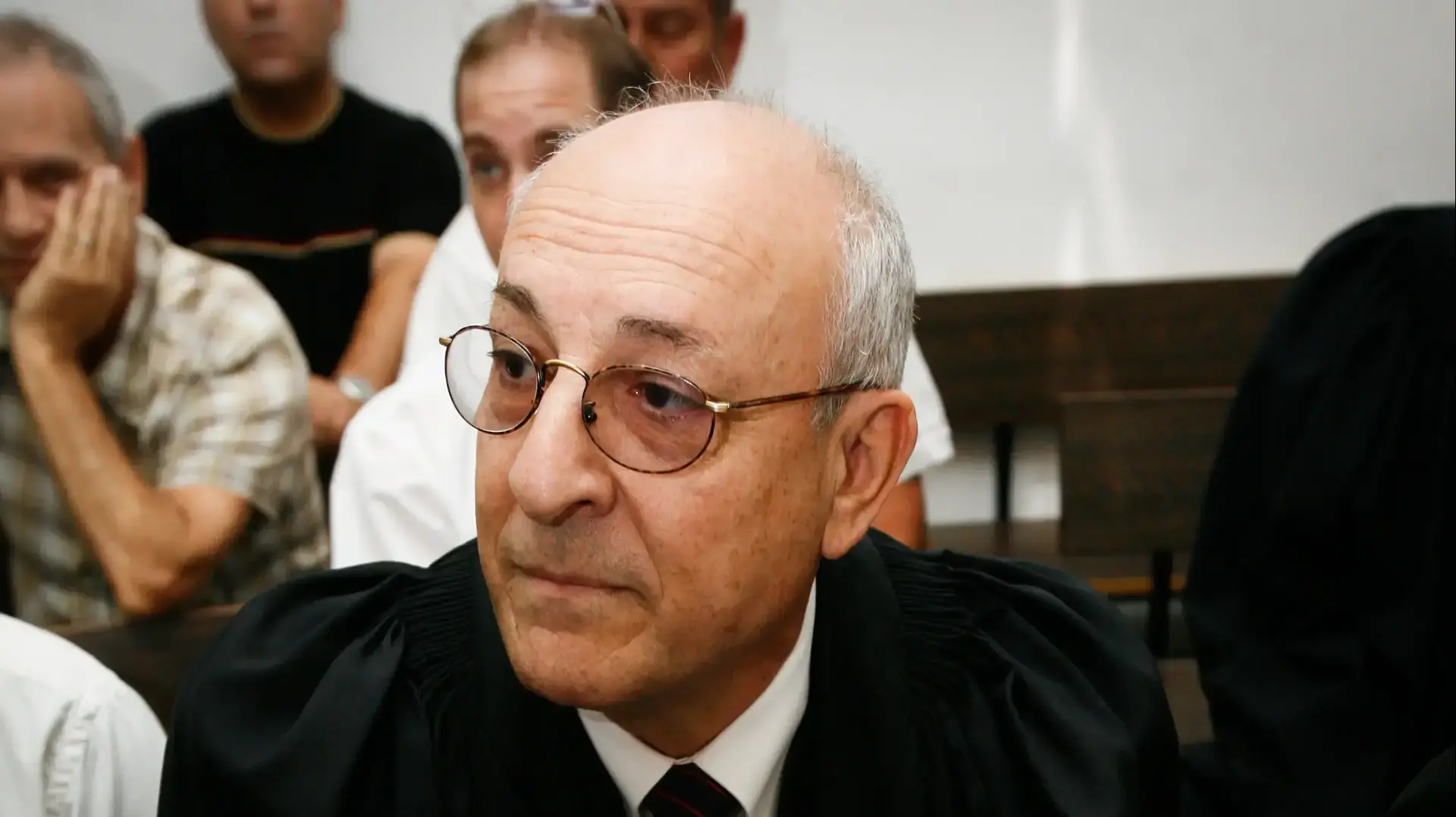 עו"ד יצחק מולכו במהלך דיון בבית המשפט המחוזי בירושלים עו"ד יצחק מולכו במהלך דיון בבית המשפט המחוזי בירושלים