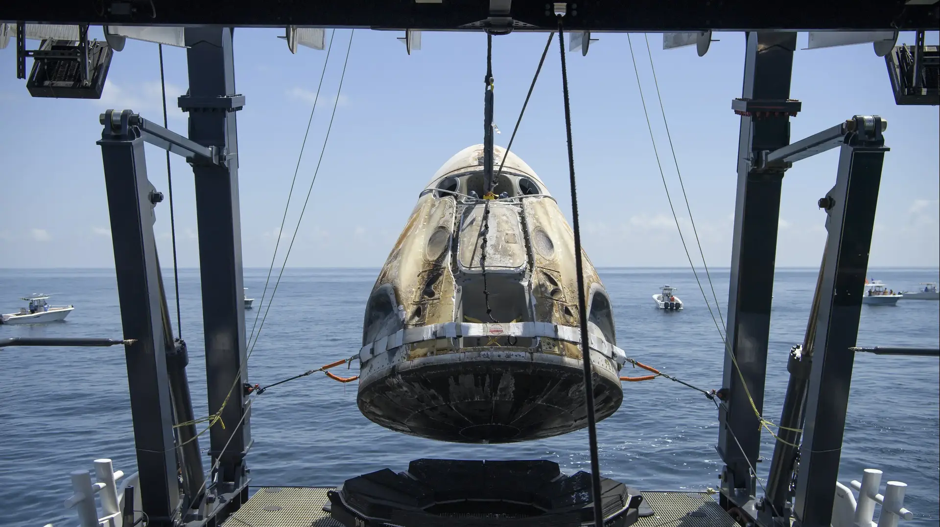 חזרת חללית SpaceX לכדור הארץ, מפרץ מקסיקו, 2 באוגוסט 2020 חזרת חללית SpaceX לכדור הארץ, מפרץ מקסיקו, 2 באוגוסט 2020