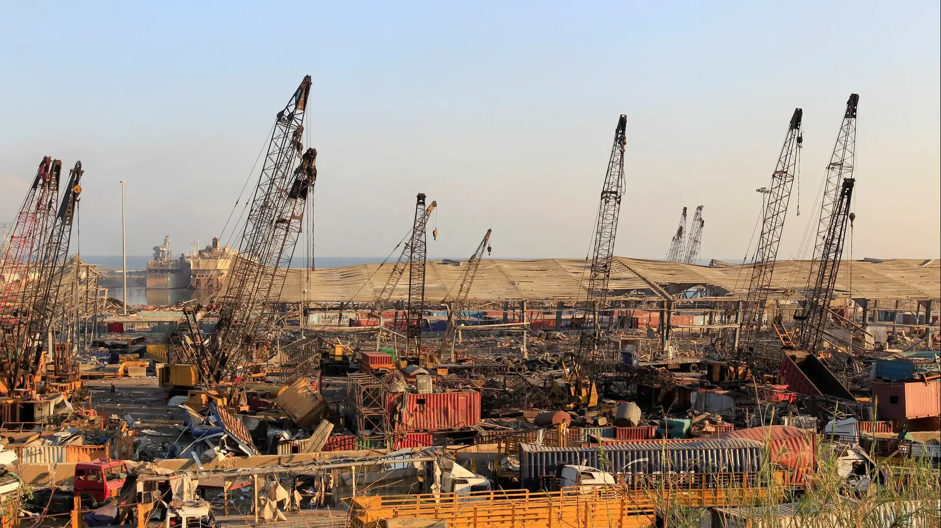 נזקי הפיצוץ העז שפקד את ביירות, לבנון 5 באוגוסט 2020