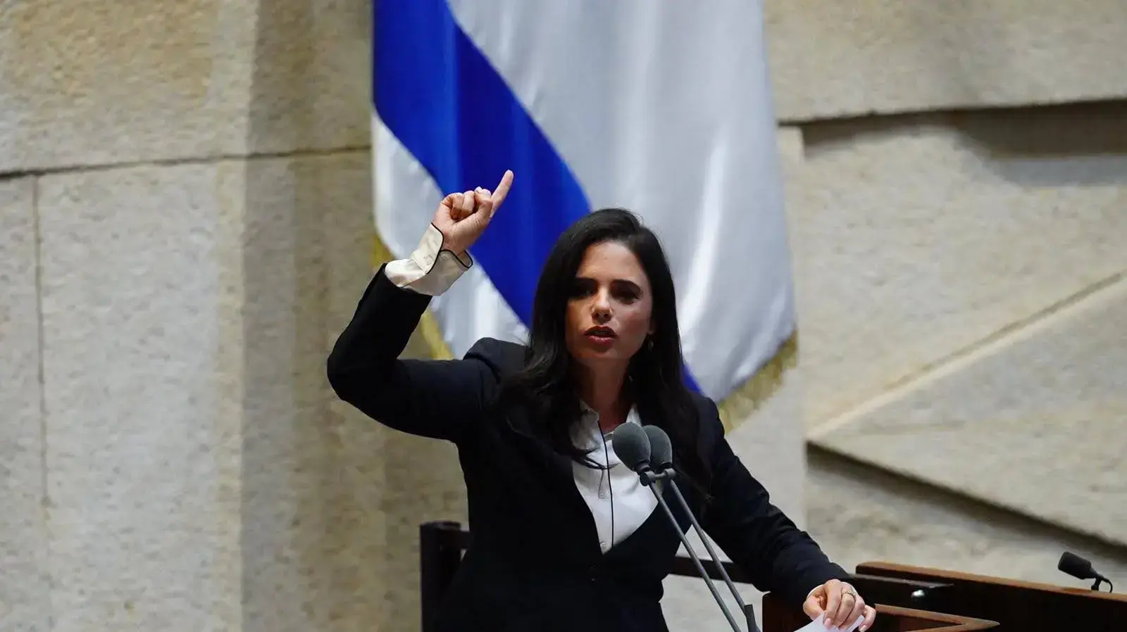 ח"כ איילת שקד במהלך נאומה במליאת הכנסת 5 באוגוסט 2020 ח"כ איילת שקד במהלך נאומה במליאת הכנסת 5 באוגוסט 2020