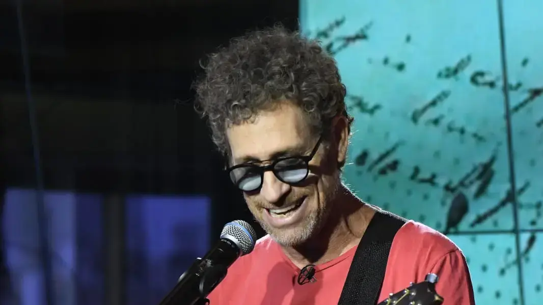 ירמי קפלן במשדר המחווה לכוורת