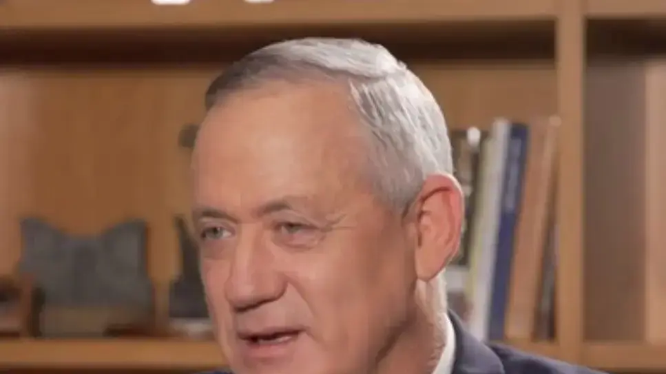 בני גנץ פגוש את העיתונות בני גנץ פגוש את העיתונות