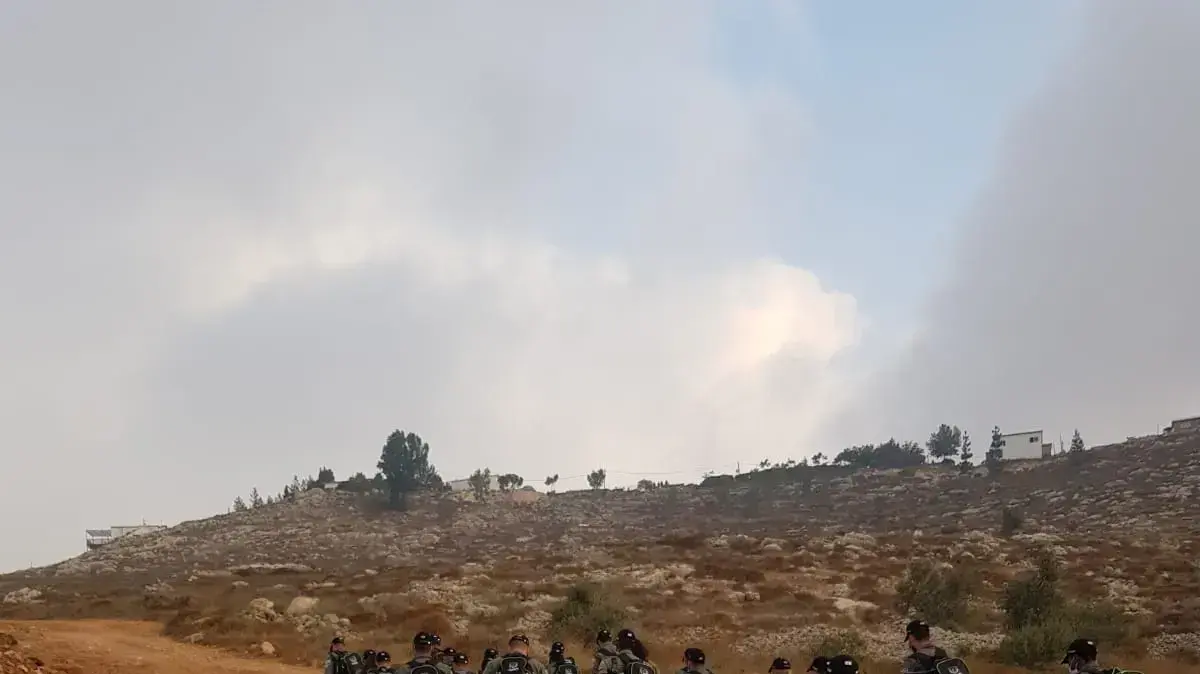 עשרות מתיישבים רעולי פנים תקפו באבנים ובקבוקי צבע את כוחות משמר הגבול של משטרת ישראל הפועלים בסמוך ליישוב יצהר.12 באוגוסט 2020 עשרות מתיישבים רעולי פנים תקפו באבנים ובקבוקי צבע את כוחות משמר הגבול של משטרת ישראל הפועלים בסמוך ליישוב יצהר.12 באוגוסט 2020