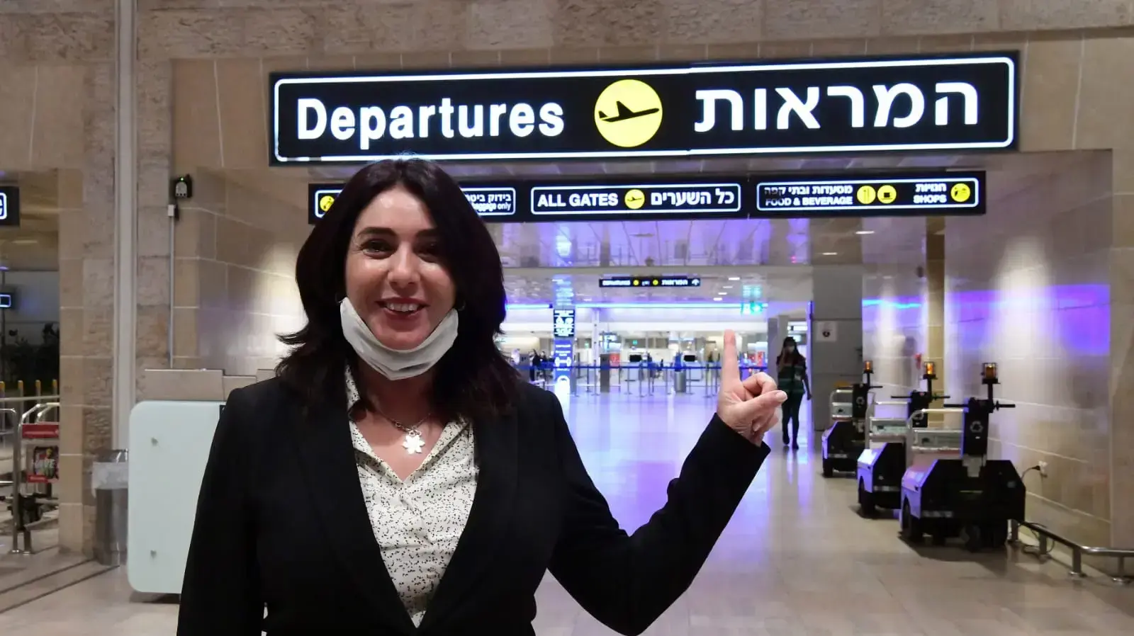 שרת התחבורה, מירי רגב במהלך סיור בשדה התעופה בן גוריון 13 באוגוסט 2020 שרת התחבורה, מירי רגב במהלך סיור בשדה התעופה בן גוריון 13 באוגוסט 2020