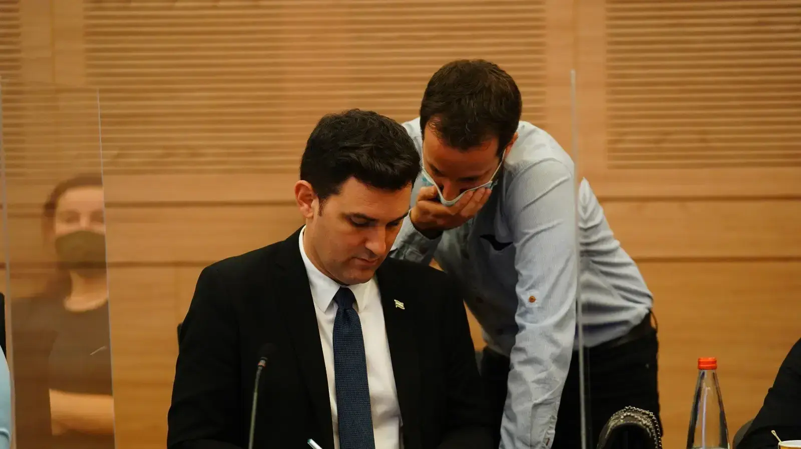 כינוס ועדת הכספים | איתן גינזבורג במהלך דיון בחוק הדוחה את הגשת תקציב המדינה ב-100 ימים כהכנה לקריאה שנייה ושלישית 19 באוגוסט 2020 כינוס ועדת הכספים | איתן גינזבורג במהלך דיון בחוק הדוחה את הגשת תקציב המדינה ב-100 ימים כהכנה לקריאה שנייה ושלישית 19 באוגוסט 2020