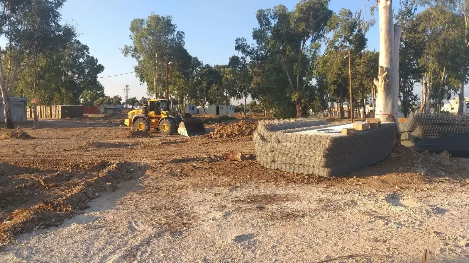 עובדות להקמת מפקדת הקורונה הלאומית לקטיעת שרשרת ההדבקה (מתחם אלון) 25 באוגוסט 2020
עובדות להקמת מפקדת הקורונה הלאומית לקטיעת שרשרת ההדבקה (מתחם אלון) 25 באוגוסט 2020