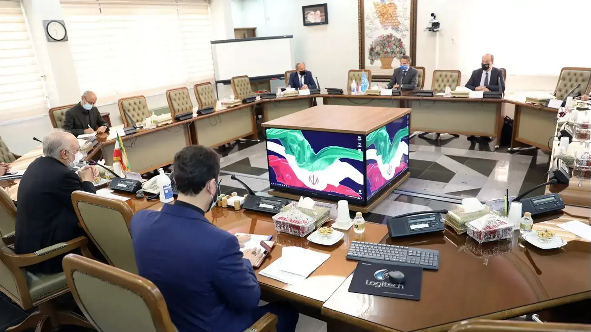 פגישה בין יו"ר סבא"א רפאל גרוסי וראשי סוכנות הגרעין של איראן בטהראן, 25 באוגוסט 2020