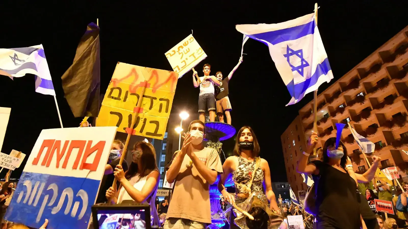 מפגינים נגד ראש הממשלה בנימין נתניהו, בלפור, ירושלים, 29 באוגוסט 2020 מפגינים נגד ראש הממשלה בנימין נתניהו, בלפור, ירושלים, 29 באוגוסט 2020