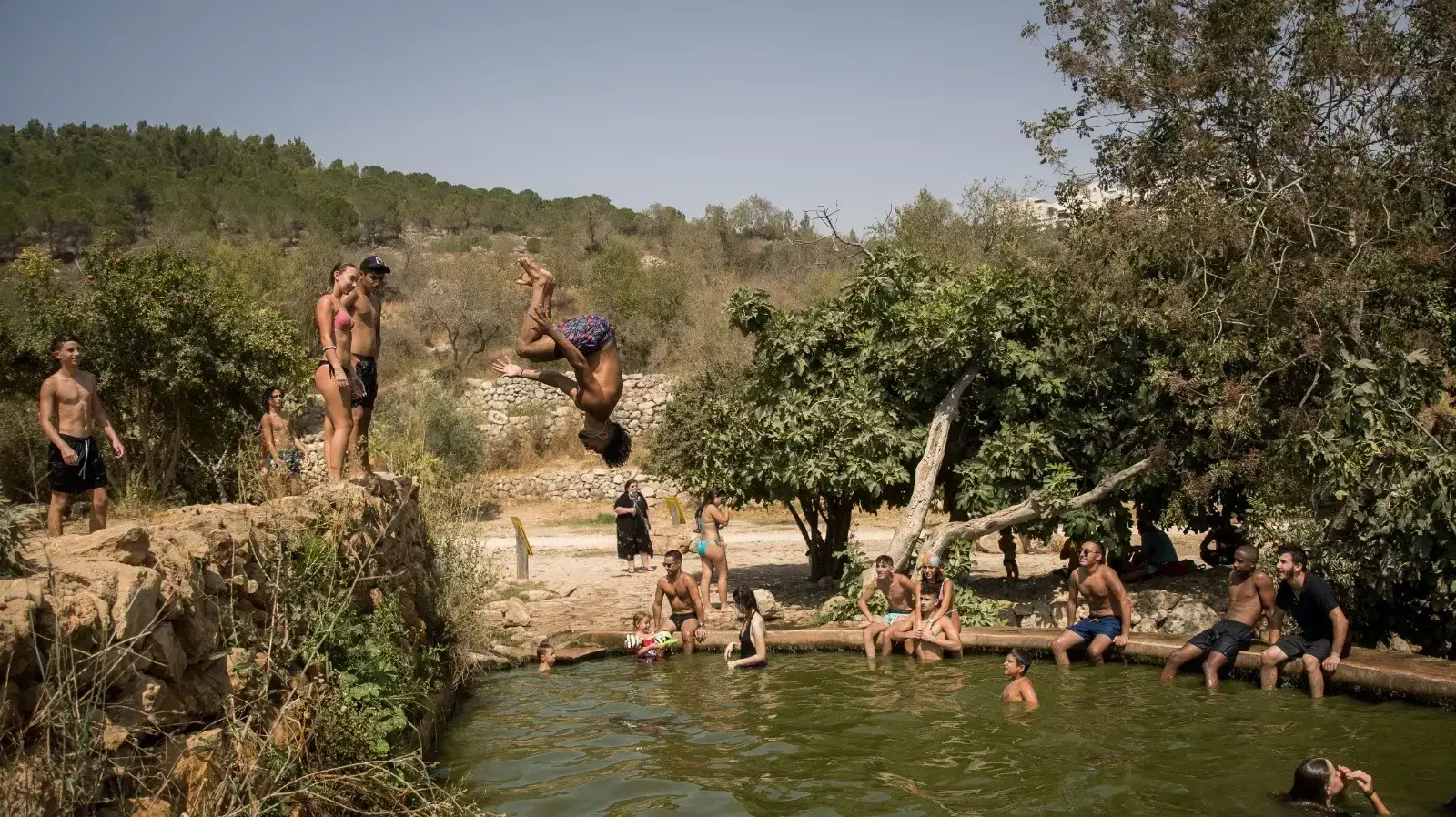 מתרחצים בהרי ירושלים 30 באוגוסט 2020 מתרחצים בהרי ירושלים 30 באוגוסט 2020