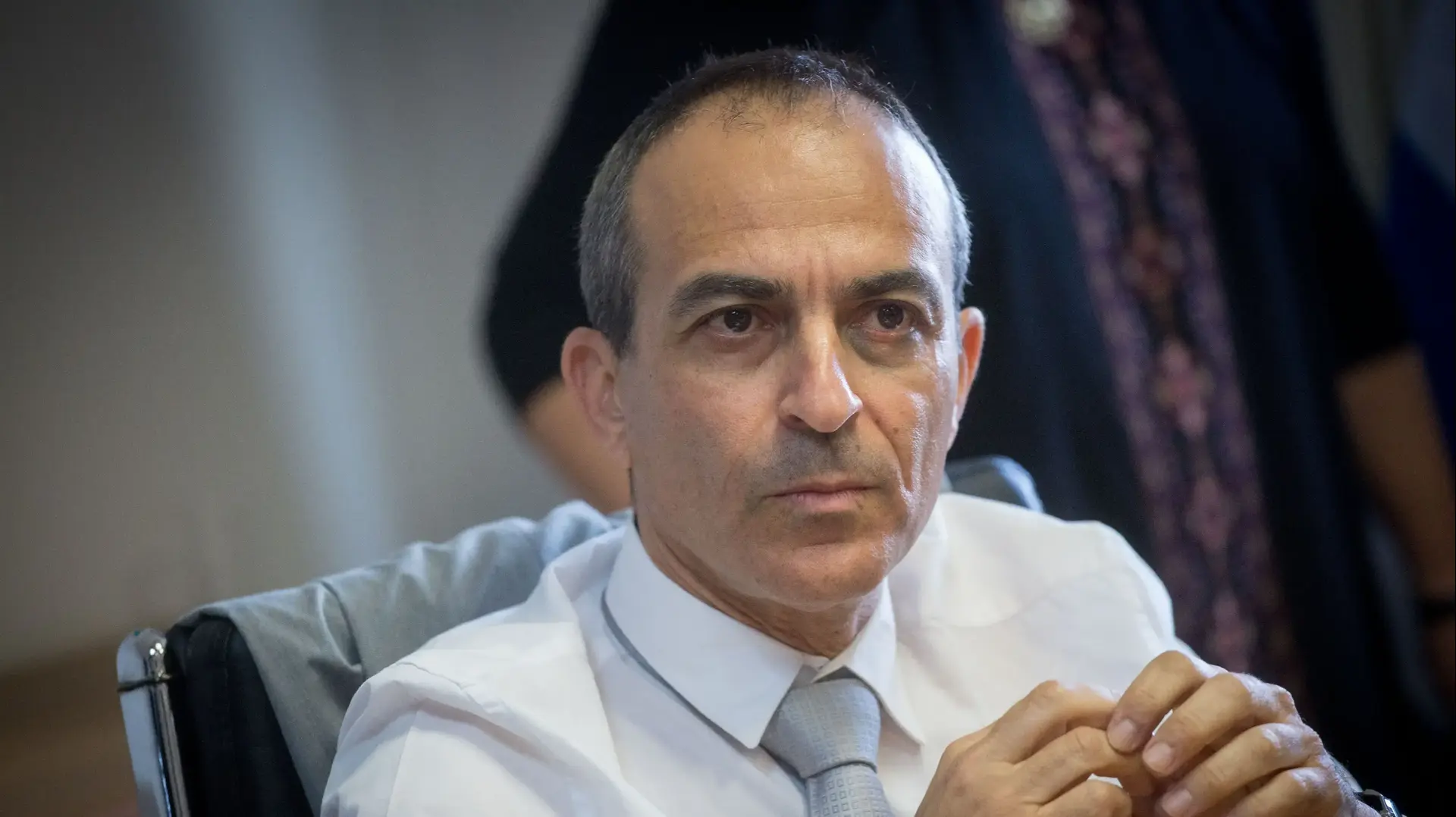 פרופ' רוני גמזו פרופ' רוני גמזו