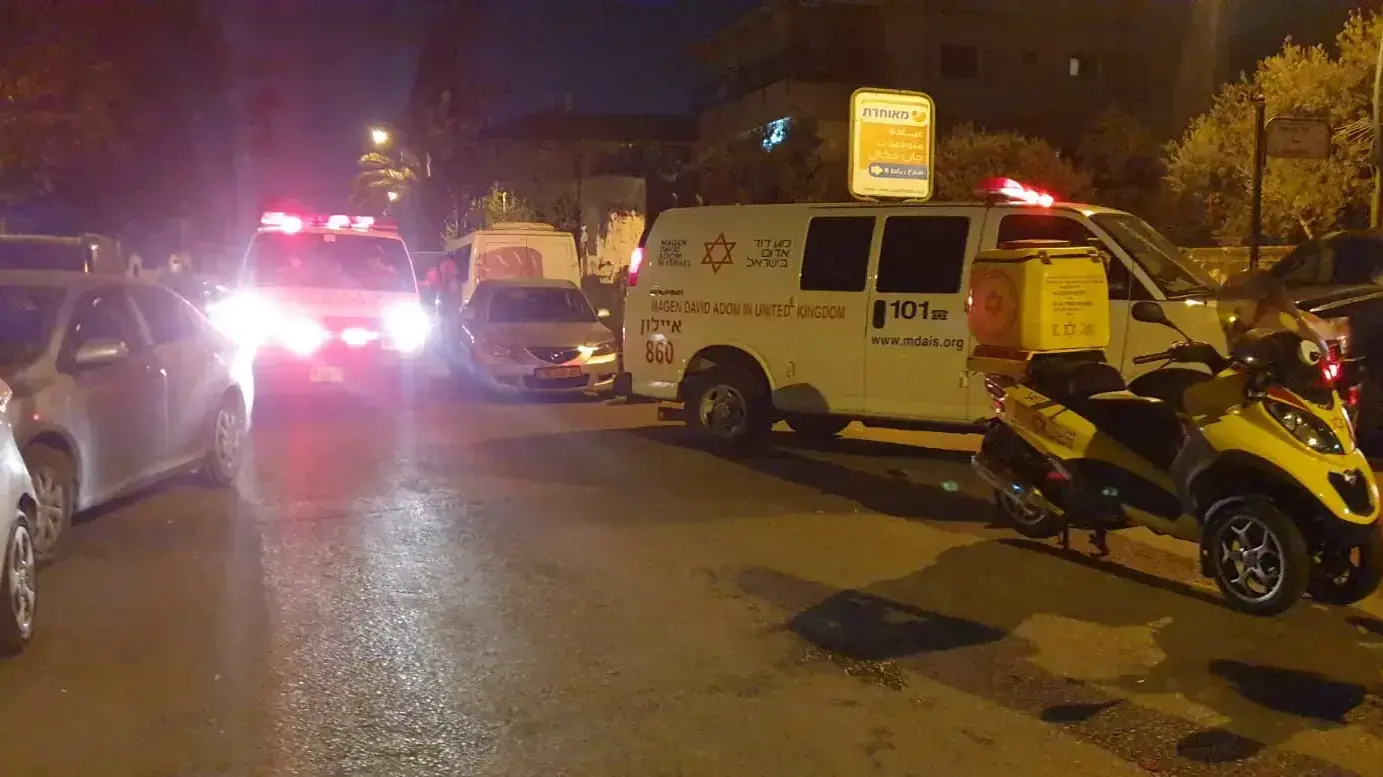 זירת האירוע ברמלה שבו נורתה למוות אישה בת 30. 31 באוגוסט 2020 זירת האירוע ברמלה שבו נורתה למוות אישה בת 30. 31 באוגוסט 2020