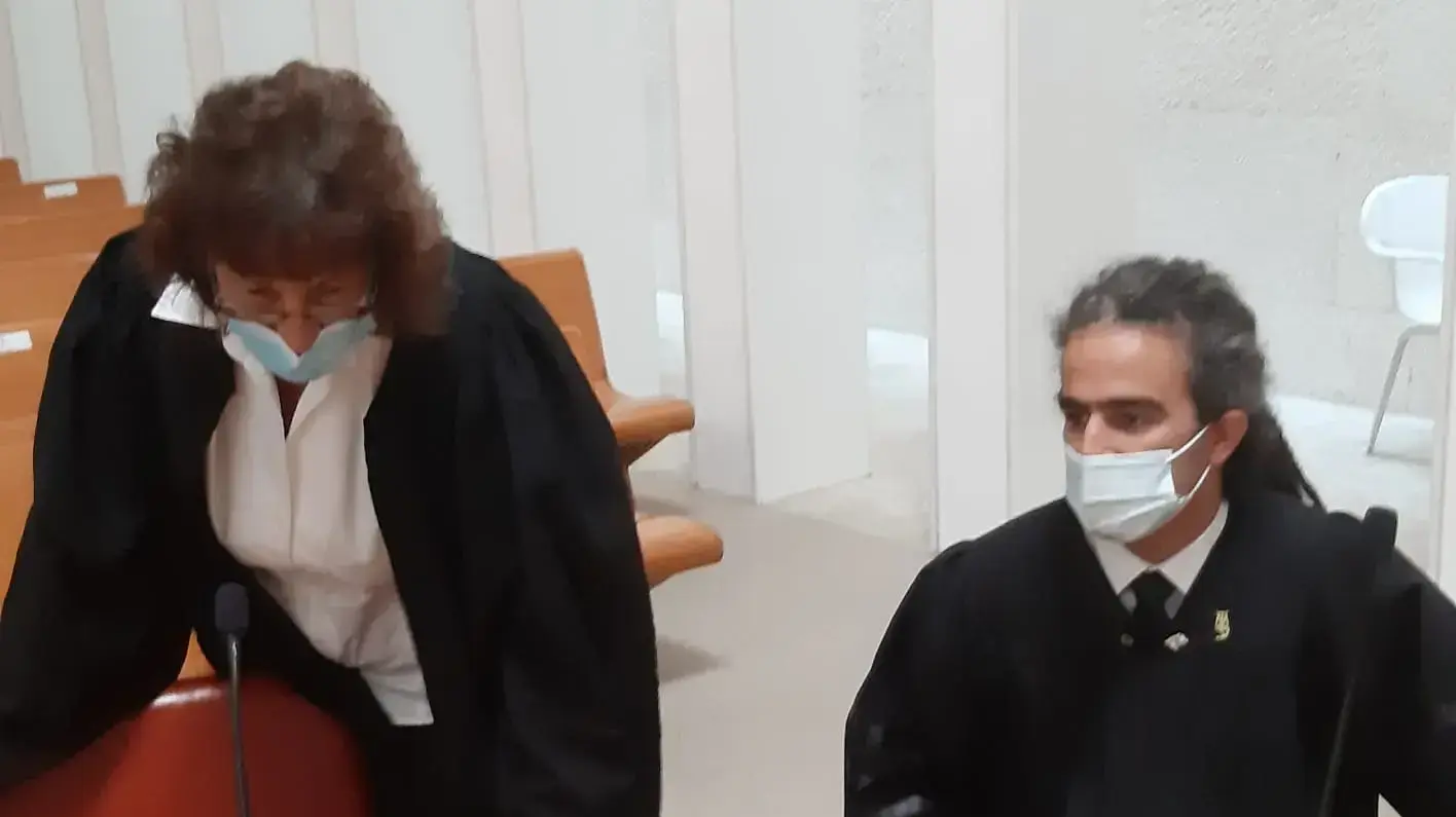 עורך הדין תומר נאור בדיון בהסרת חסינותו של חבר הכנסת חיים כץ, בית המשפט העליון, 3 בספטמבר 2020 עורך הדין תומר נאור בדיון בהסרת חסינותו של חבר הכנסת חיים כץ, בית המשפט העליון, 3 בספטמבר 2020