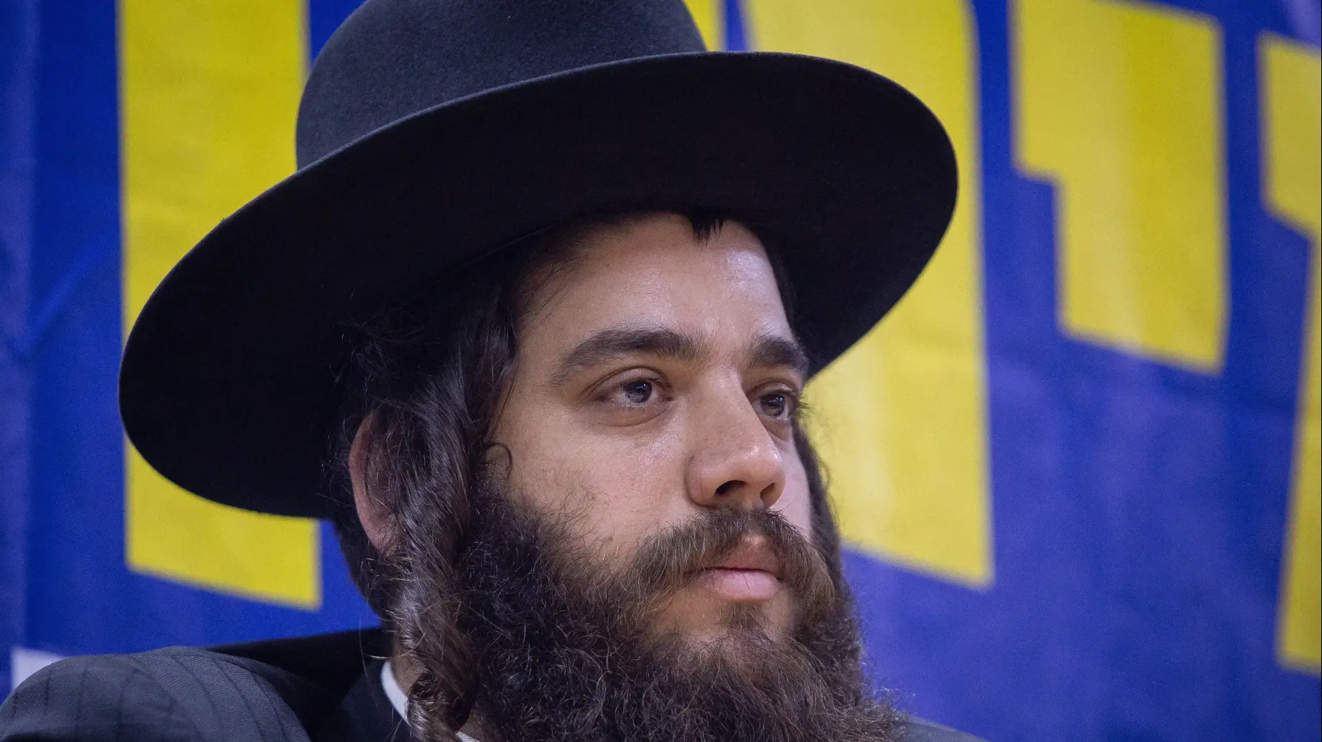 ראש עיריית אלעד, ישראל פרוש, במהלך עצרת תמיכה באלעד 
