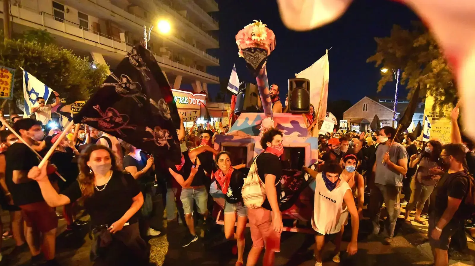הפגנת הדגלים השחורים, מול מעון רה"מ, ירושלים 5 בספטמבר 2020 הפגנת הדגלים השחורים, מול מעון רה"מ, ירושלים 5 בספטמבר 2020
