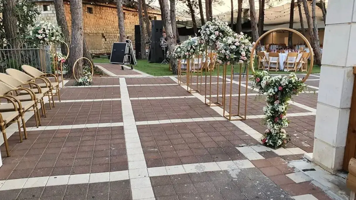 גן אירועים מאולתר שפועל במתחם בי"ס בנצרת גן אירועים מאולתר שפועל במתחם בי"ס בנצרת
