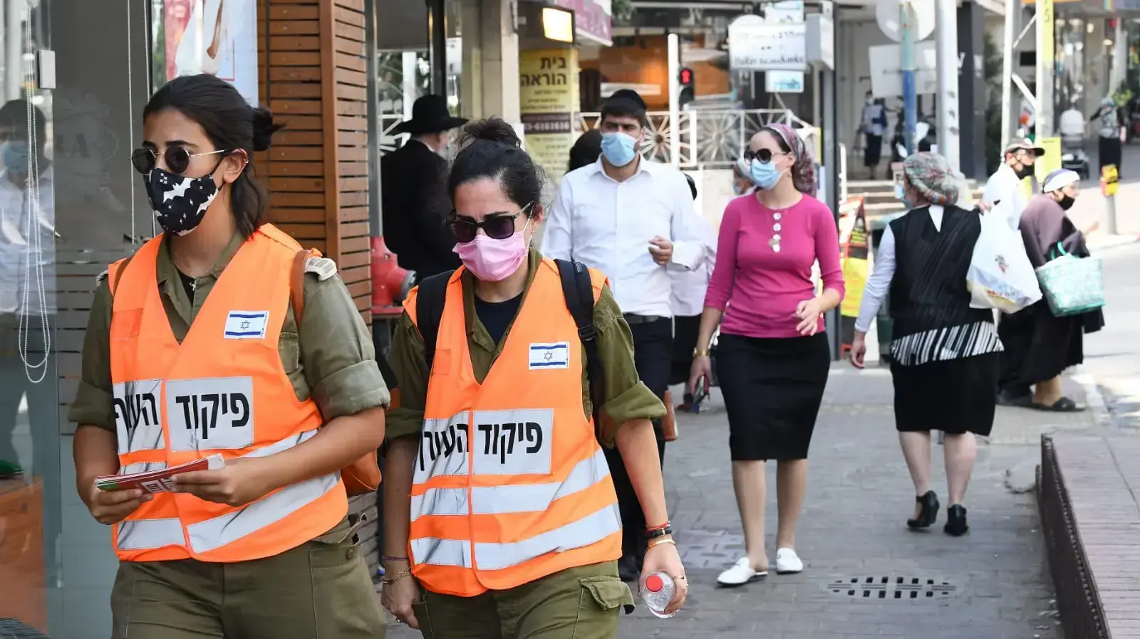 חיילי פיקוד העורף ברחובות בני ברק, 8 בספטמבר 2020 חיילי פיקוד העורף ברחובות בני ברק, 8 בספטמבר 2020