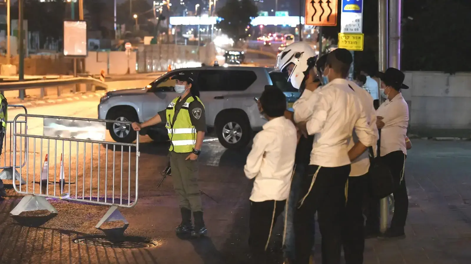 בני ברק עם כניסתו של העוצר הלילי בעקובות העלייה בתחלואה מנגיף הקורונה 8 בספטמבר 2020