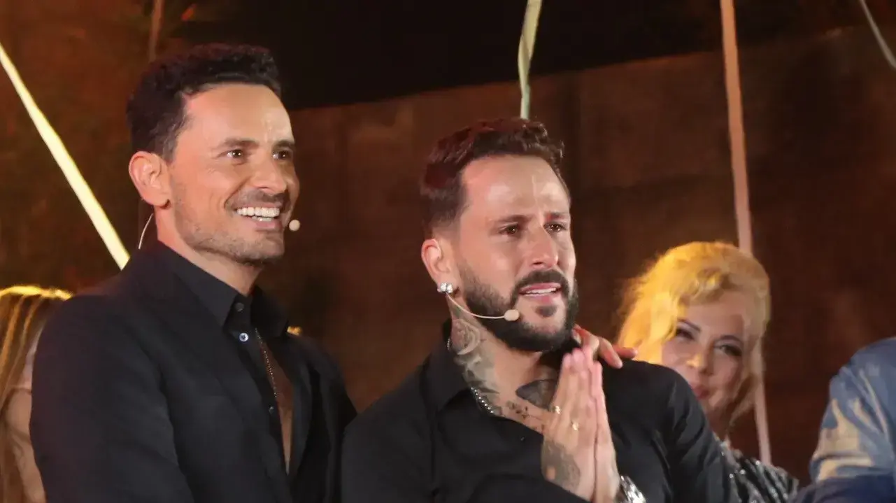 אסי בוזגלו בגמר הישרדות VIP אסי בוזגלו בגמר הישרדות VIP