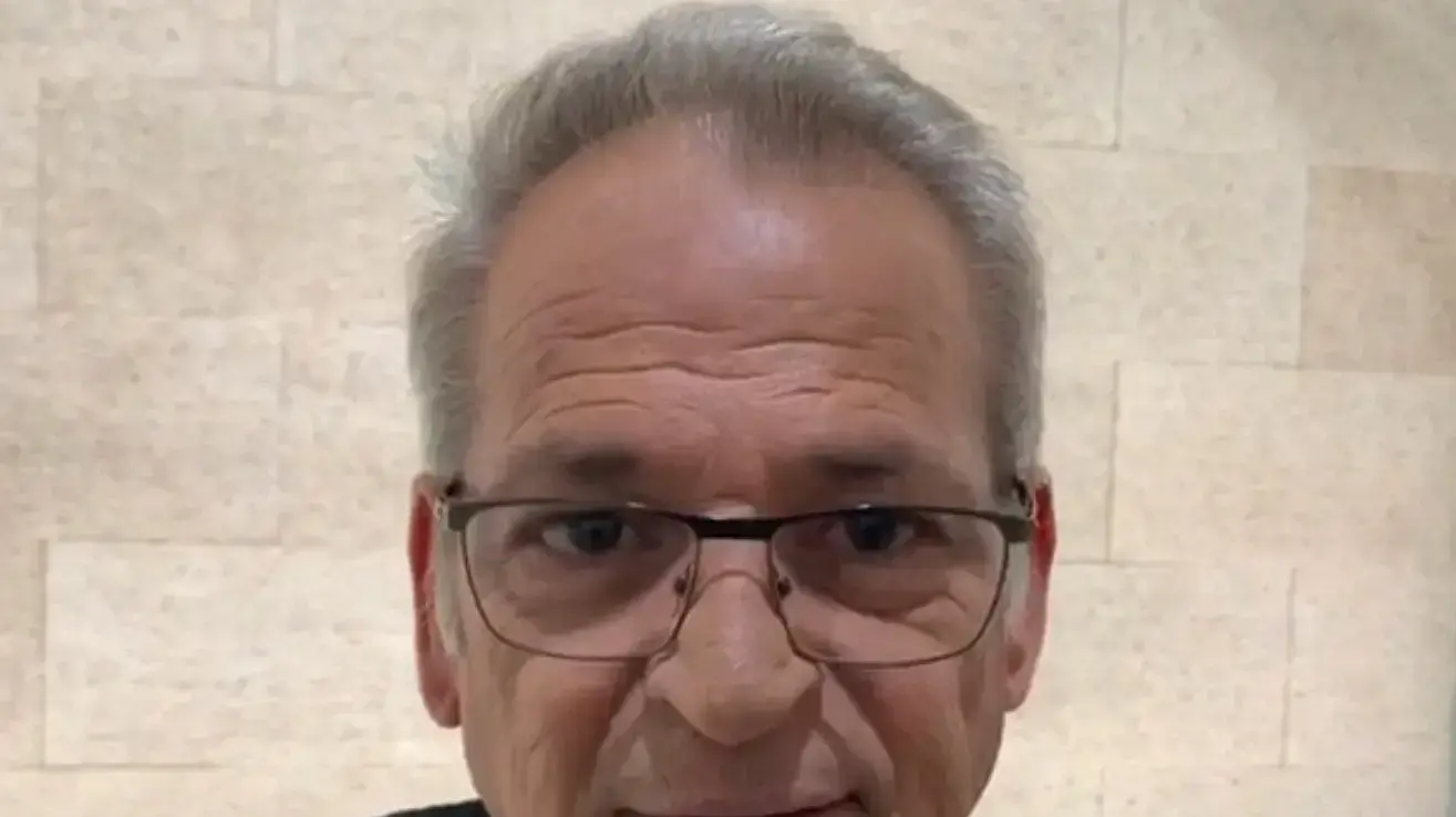 אסי ויעקב בוזגלו על הזכייה ב"הישרדות" ועל הצעת השוחד מאחורי הקלעים אסי ויעקב בוזגלו על הזכייה ב"הישרדות" ועל הצעת השוחד מאחורי הקלעים