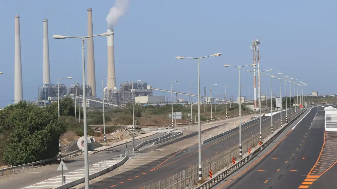 מחלף גבעת אולגה בכביש החוף במהלך סגר חגי תשרי, 19 בספטמבר 2020 מחלף גבעת אולגה בכביש החוף במהלך סגר חגי תשרי, 19 בספטמבר 2020
