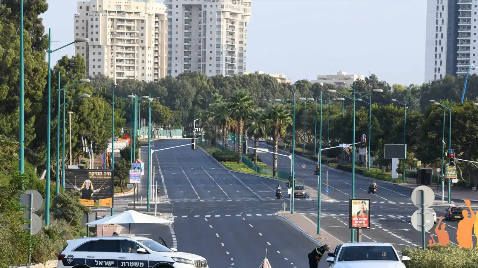 מחסום משטרה בפתח תקווה, ראש השנה תשפ"א, 20 בספטמבר 2020 מחסום משטרה בפתח תקווה, ראש השנה תשפ"א, 20 בספטמבר 2020