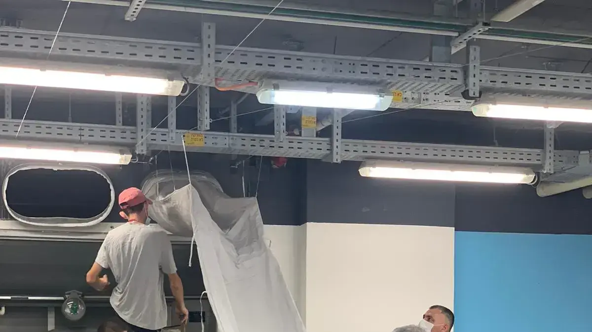 ההיערכות לפתיחת מחלקת קורונה במתחם התת קרקעי בבית החולים רמב"ם בחיפה. 18 בספטמבר 2020 ההיערכות לפתיחת מחלקת קורונה במתחם התת קרקעי בבית החולים רמב"ם בחיפה. 18 בספטמבר 2020