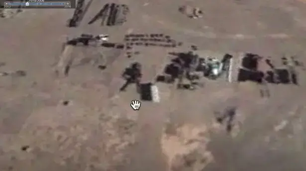 "רובוט ענק" נצפה באזור 51 "רובוט ענק" נצפה באזור 51