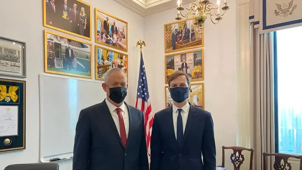 שר הביטחון בני גנץ נפגש עם היועץ הבכיר לנשיא ארה"ב, ג'ארד קושנר, בבית הלבן, 22 בספטמבר 2020