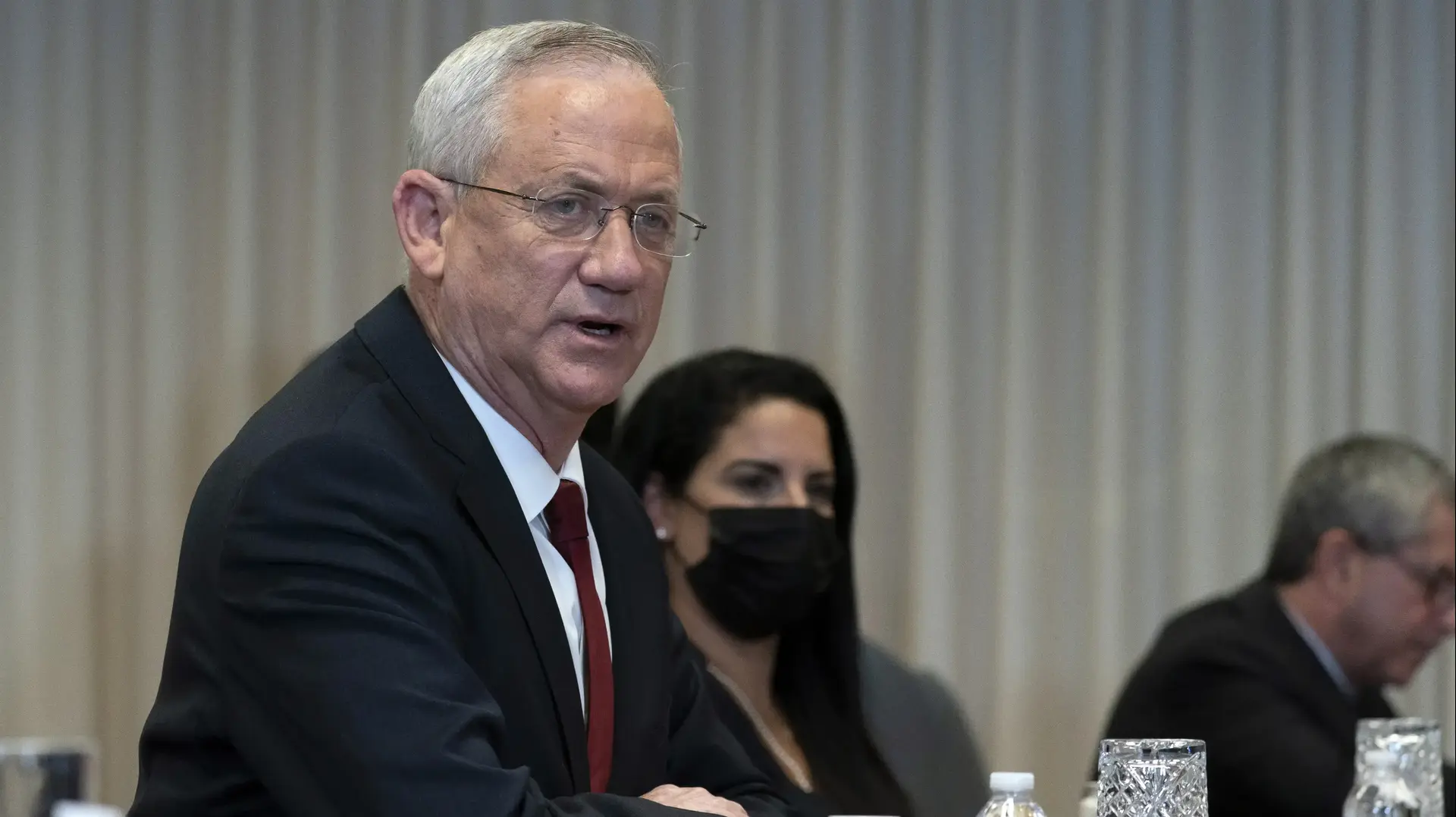 ראש הממשלה החליפי ושר הביטחון, בני גנץ נפגש עם מזכיר ההגנה של ארצות הברית, מארק אספר, בוושינגטון, 22 בספטמבר 2020 ראש הממשלה החליפי ושר הביטחון, בני גנץ נפגש עם מזכיר ההגנה של ארצות הברית, מארק אספר, בוושינגטון, 22 בספטמבר 2020