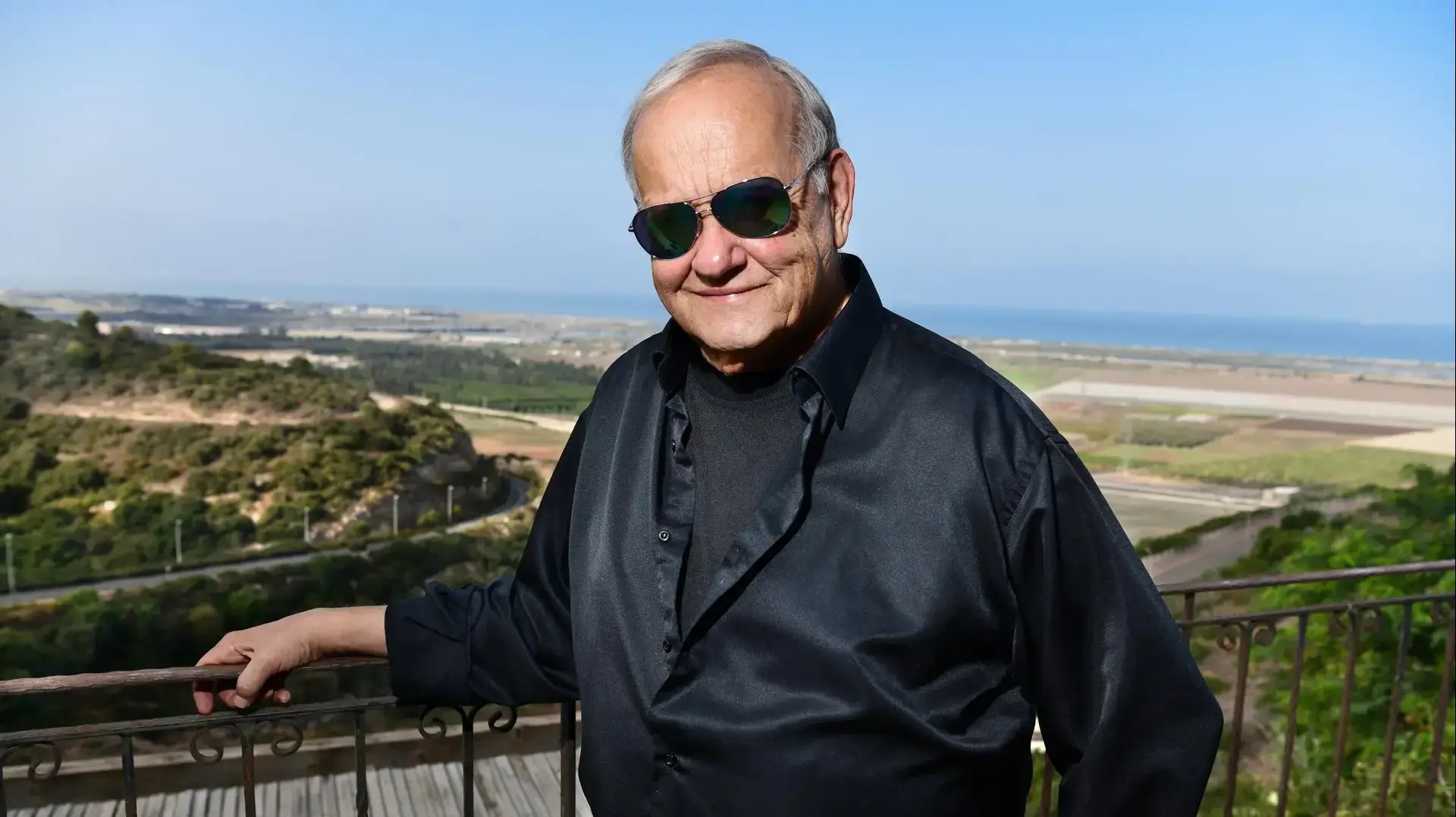 דן שילון בביתו בזכרון יעקב, ספטמבר 2020 דן שילון בביתו בזכרון יעקב, ספטמבר 2020