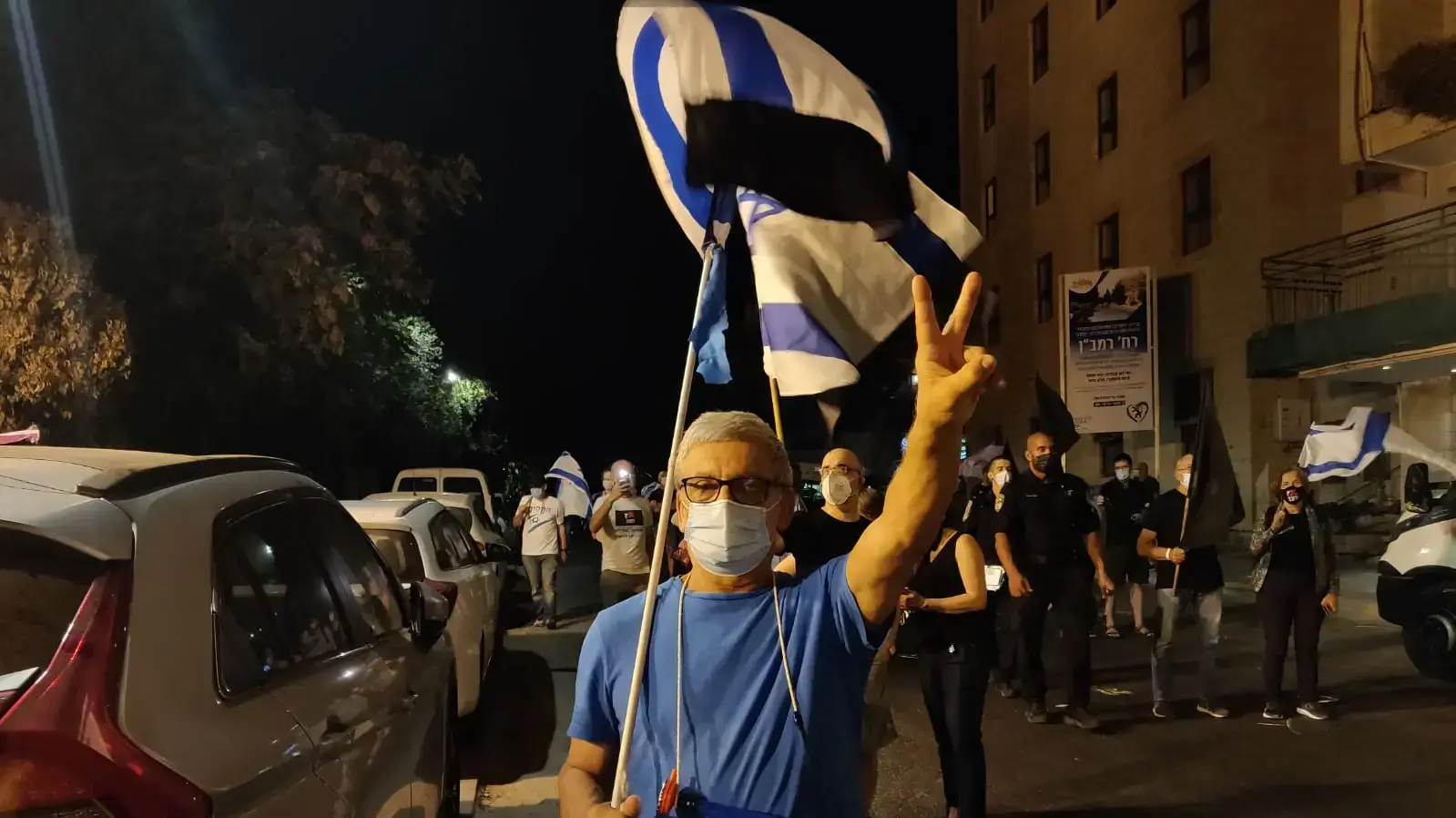 מריו, מפגין נגד בנימין נתניהו והשחיתות השלטונית בירושלים. 26 בספטמבר 2020 מריו, מפגין נגד בנימין נתניהו והשחיתות השלטונית בירושלים. 26 בספטמבר 2020