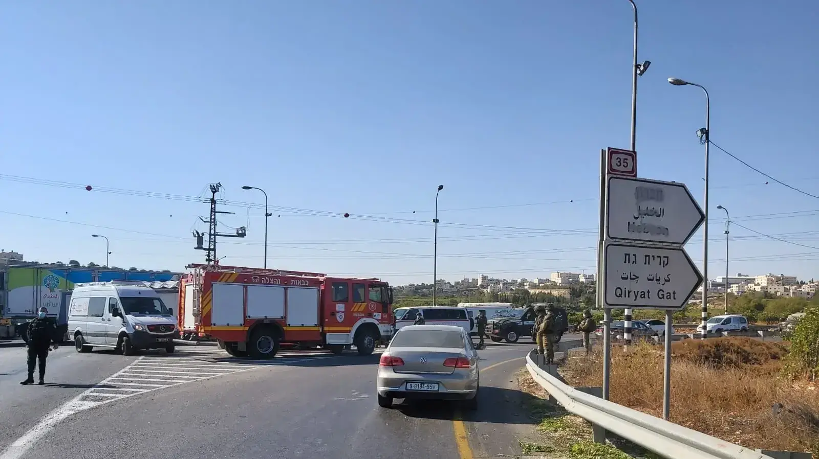 זירת פיגוע הדקירה בצומת העוקפים סמוך לחברון 5 באוקטובר 2020 זירת פיגוע הדקירה בצומת העוקפים סמוך לחברון 5 באוקטובר 2020