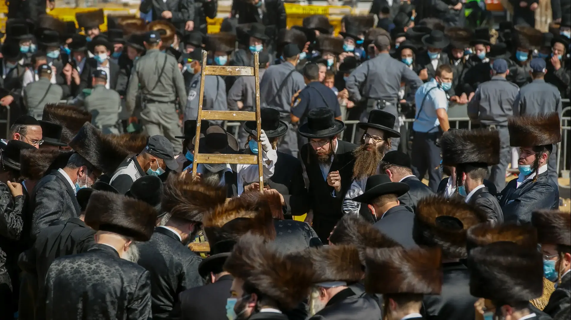 הלווית האדמו"ר מפיטסבורג, מרדכי לייפר, אשדוד, 5 באוקטובר 2020