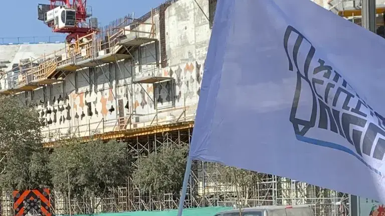 אלי אקסלרוד, נעצר בהפגנה בת"א אלי אקסלרוד, נעצר בהפגנה בת"א