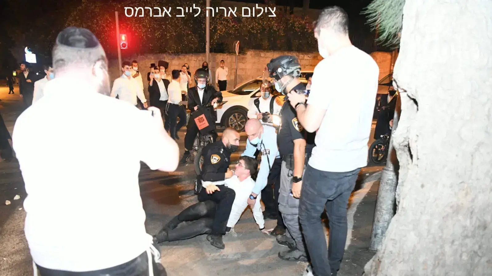 עימותים בין מפגינים לשוטרים במודיעין עילית. 7 באוקטובר 2020 עימותים בין מפגינים לשוטרים במודיעין עילית. 7 באוקטובר 2020