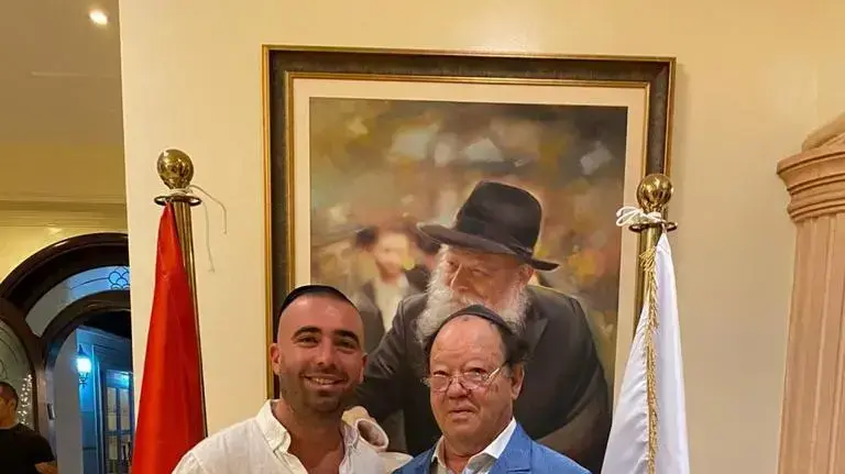 עומר אדם בדובאי באיחוד האמירויות עומר אדם בדובאי באיחוד האמירויות