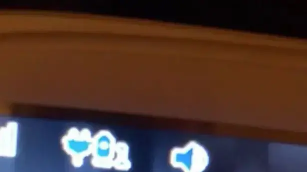 גלגל נשמה סביב עריסה של תינוקת גלגל נשמה סביב עריסה של תינוקת