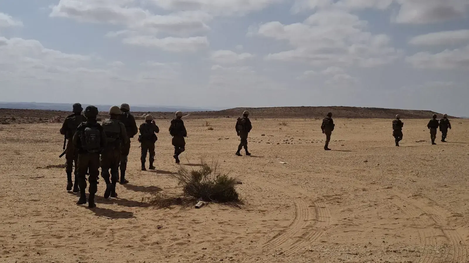 שטח האימונים של גבעתי בבסיס הר קרן. יממה אחרי הקטטה בה נפגעו 21 חיילים , 12 באוקטובר 2020 שטח האימונים של גבעתי בבסיס הר קרן. יממה אחרי הקטטה בה נפגעו 21 חיילים , 12 באוקטובר 2020