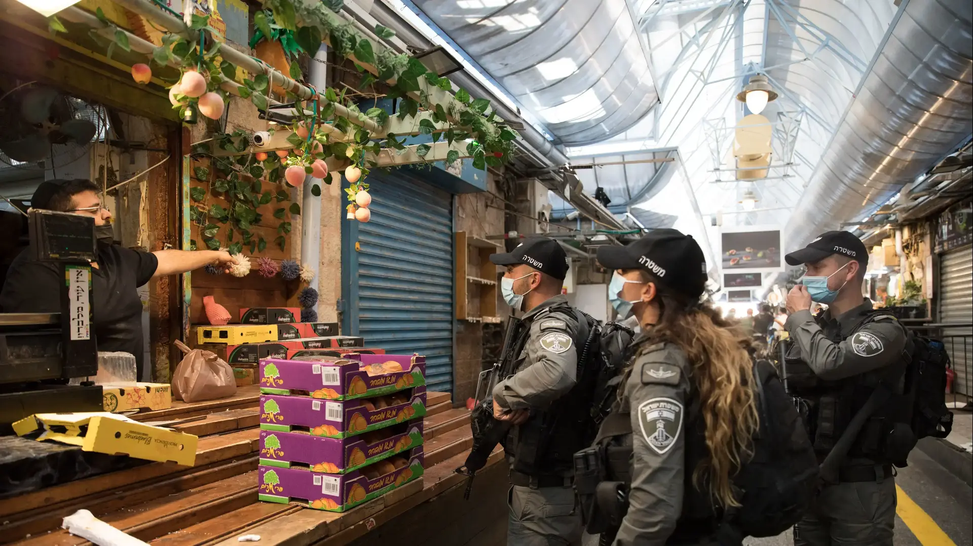 אכיפת הסגר בשוק מחנה יהודה, 25 בספטמבר 2020 אכיפת הסגר בשוק מחנה יהודה, 25 בספטמבר 2020