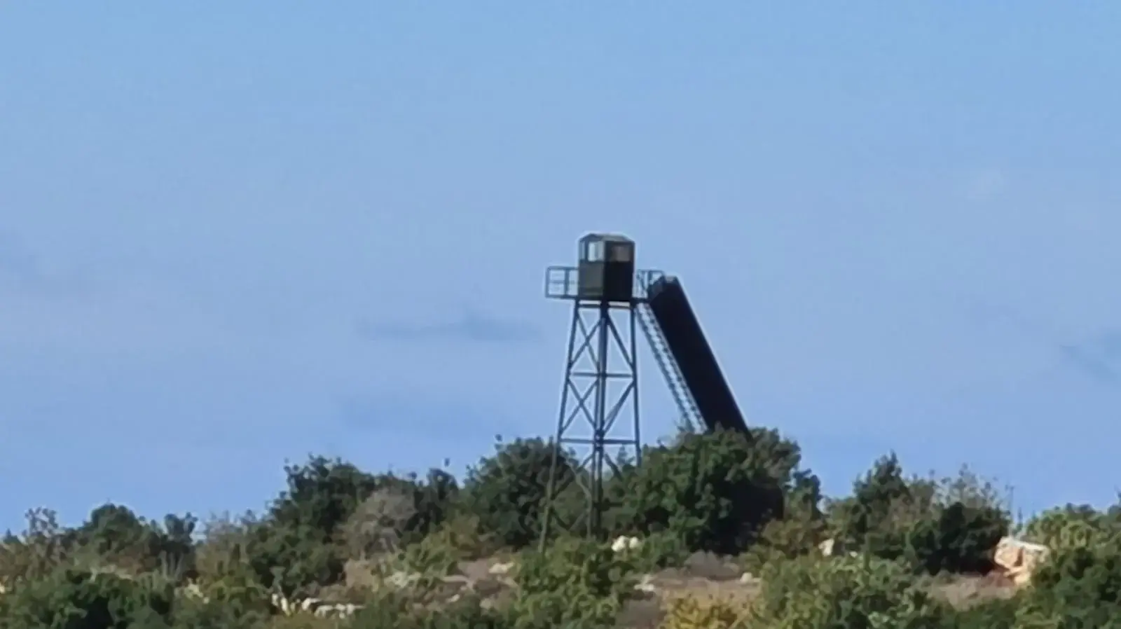 אייטם סופ"ש אמיר בוחבוט - מוצב צבא לבנון שמשמש את חיזבאללה