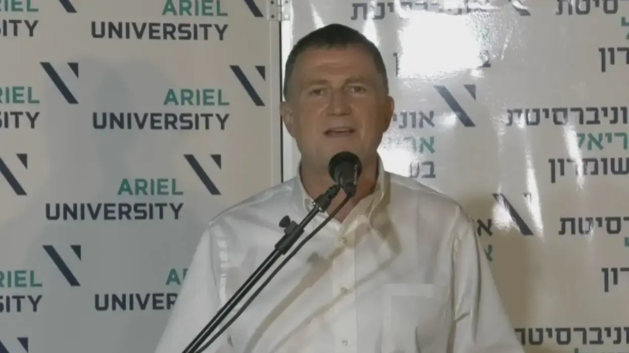שר הבריאות יולי (יואל) אדלשטיין במהלך הצהרתו באריאל 18 באוקטובר 2020 שר הבריאות יולי (יואל) אדלשטיין במהלך הצהרתו באריאל 18 באוקטובר 2020