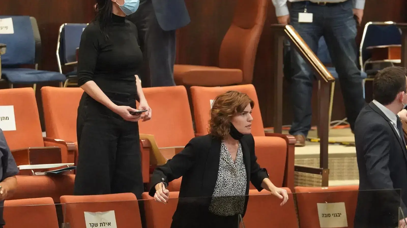 מהומה במליאת הכנסת לאחר אישור וביטול הקמת ועדה לחקירת פרשת הצוללות, 21 באוקטובר 2020 מהומה במליאת הכנסת לאחר אישור וביטול הקמת ועדה לחקירת פרשת הצוללות, 21 באוקטובר 2020