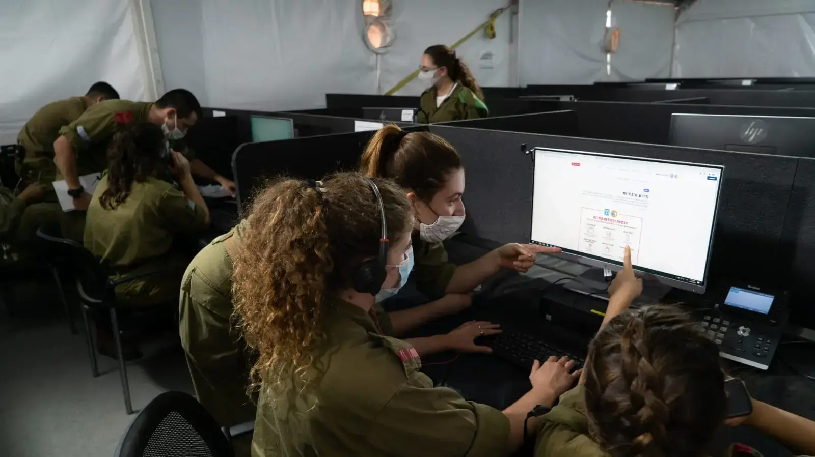 פעילות מפקדת ׳אלון׳ של פיקוד הערוף במאבק בקורונה 22 באוטקובר 2020 פעילות מפקדת ׳אלון׳ של פיקוד הערוף במאבק בקורונה 22 באוטקובר 2020