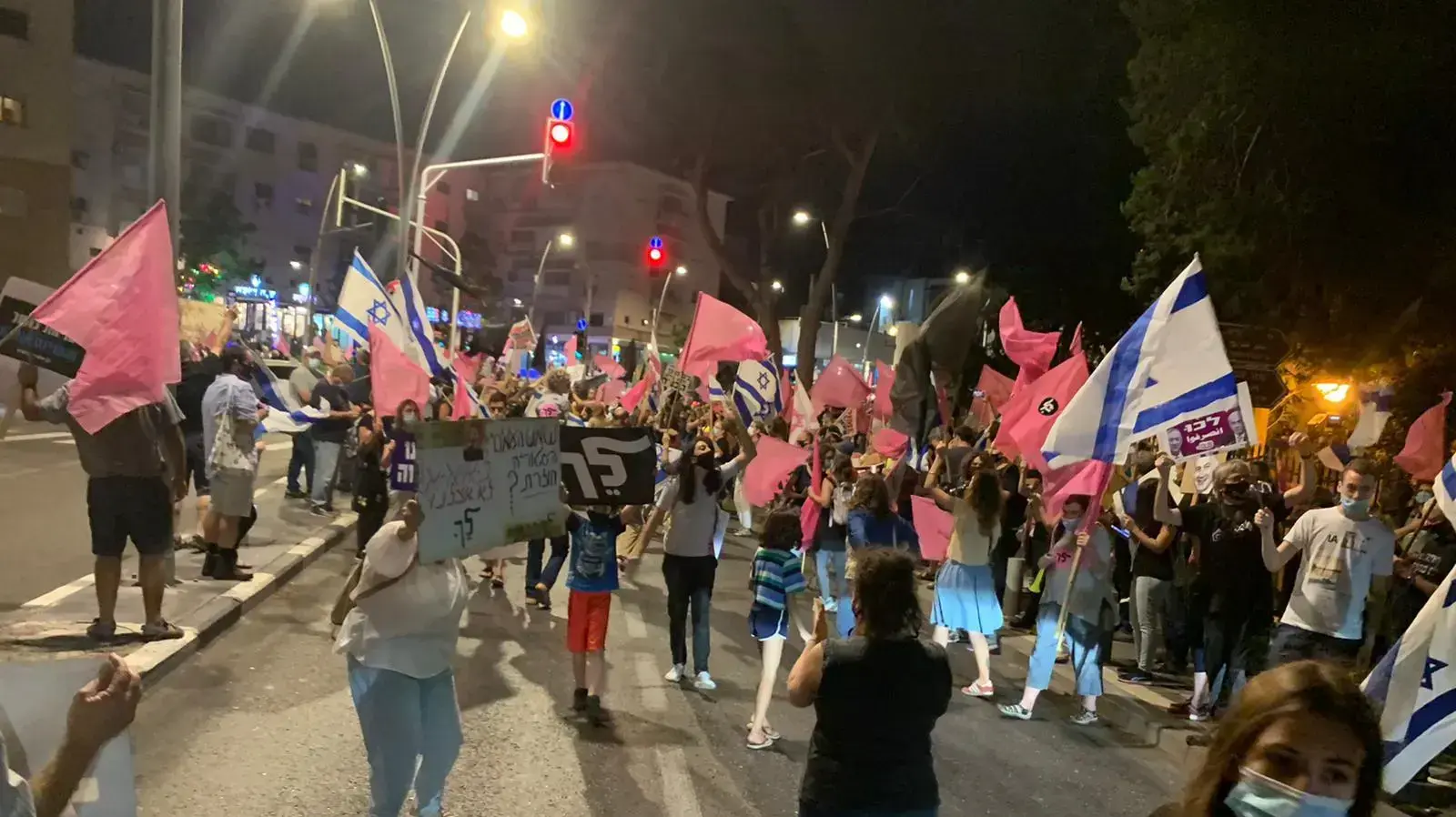 הפגנת הדגלים השחורים בחיפה 22 באוקטבור 2020 הפגנת הדגלים השחורים בחיפה 22 באוקטבור 2020