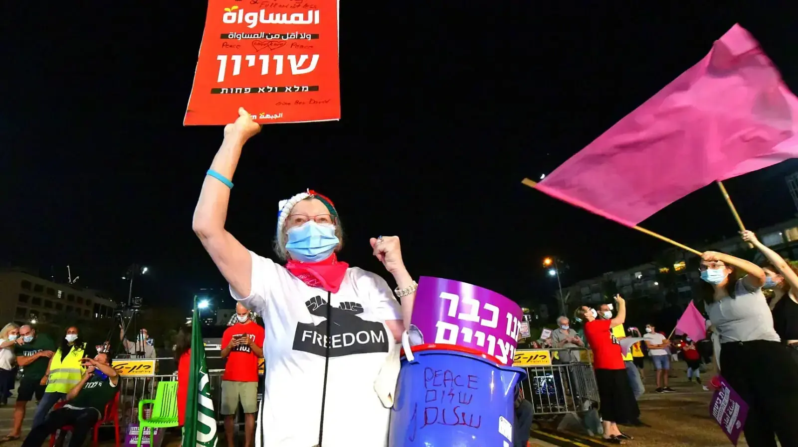הפגנת העצמאיים בכיכר רבין, ת"א 22 באוקטובר 2020 הפגנת העצמאיים בכיכר רבין, ת"א 22 באוקטובר 2020