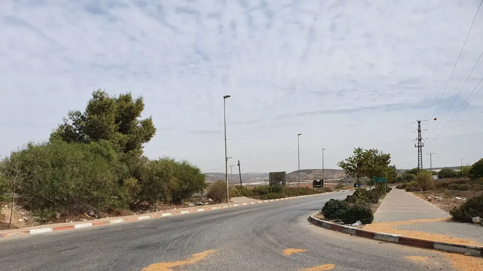 זירת הרצח של בן ה-17 שנהרג בקטטה בין נערים בכפר מוקבילה. 24 בספטמבר 2020 זירת הרצח של בן ה-17 שנהרג בקטטה בין נערים בכפר מוקבילה. 24 בספטמבר 2020